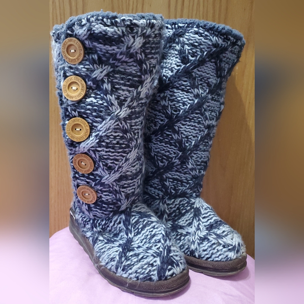 Muk Luks Blue and White Knit Boots